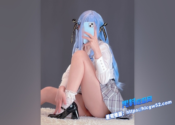 推特Fansly萝莉福利姬Ayame最新福利写真作品流出无毛粉穴让人十分鸡动 图1WH700x500px