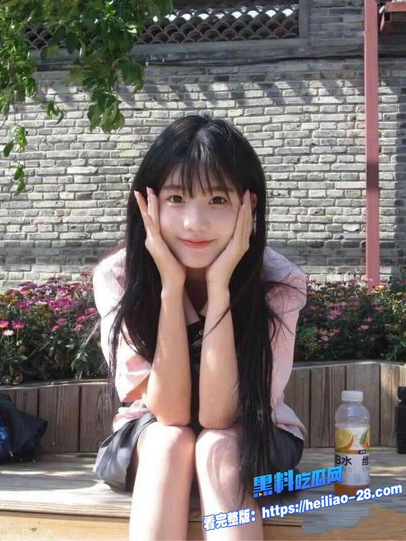 南京传媒学院学生妹陈瑶遭金主包养私拍流出2 南京传媒学院学生妹陈瑶遭金主包养私拍流出2