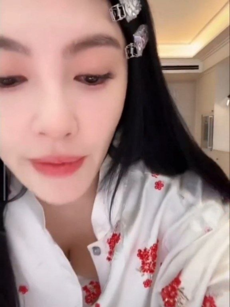 张雨绮直播漏点3