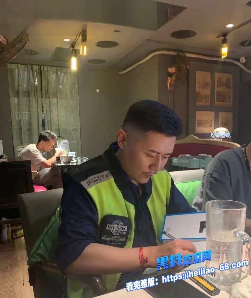 抖音千万级网红大冰被曝再次睡粉丽江炮王操女粉无数人生导师竟为万千男人戴绿帽5