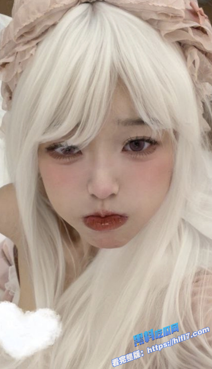 抖音网红甜妹 迟早早 萝莉型美少女清纯可人 定制私拍福利惊艳流出!3 抖音网红甜妹 迟早早 萝莉型美少女清纯可人 定制私拍福利惊艳流出!3