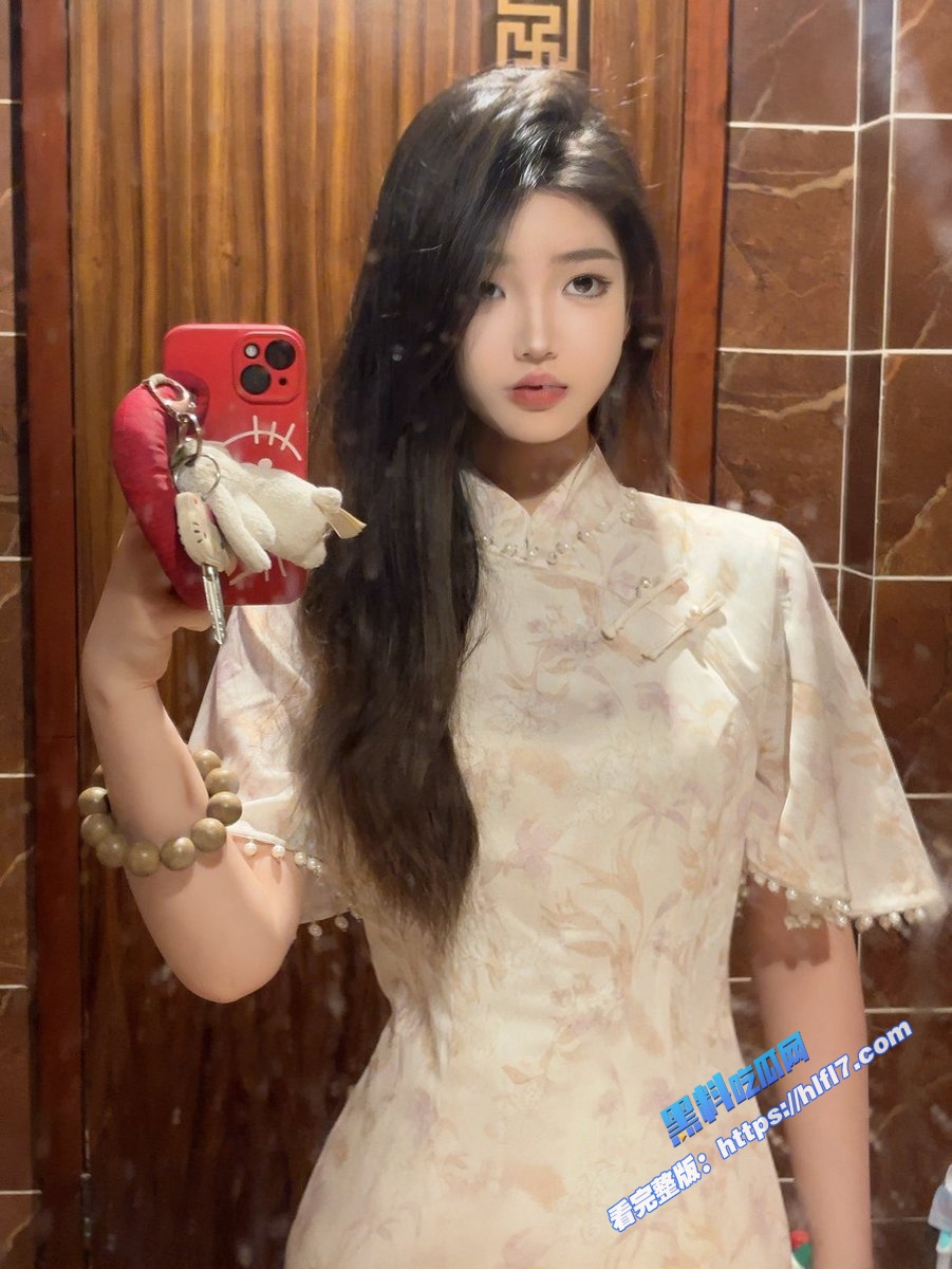 极品巨乳骚母狗前任 重度性瘾患者 顶级身材尤物蜜桃臀 被无套后入内射！1