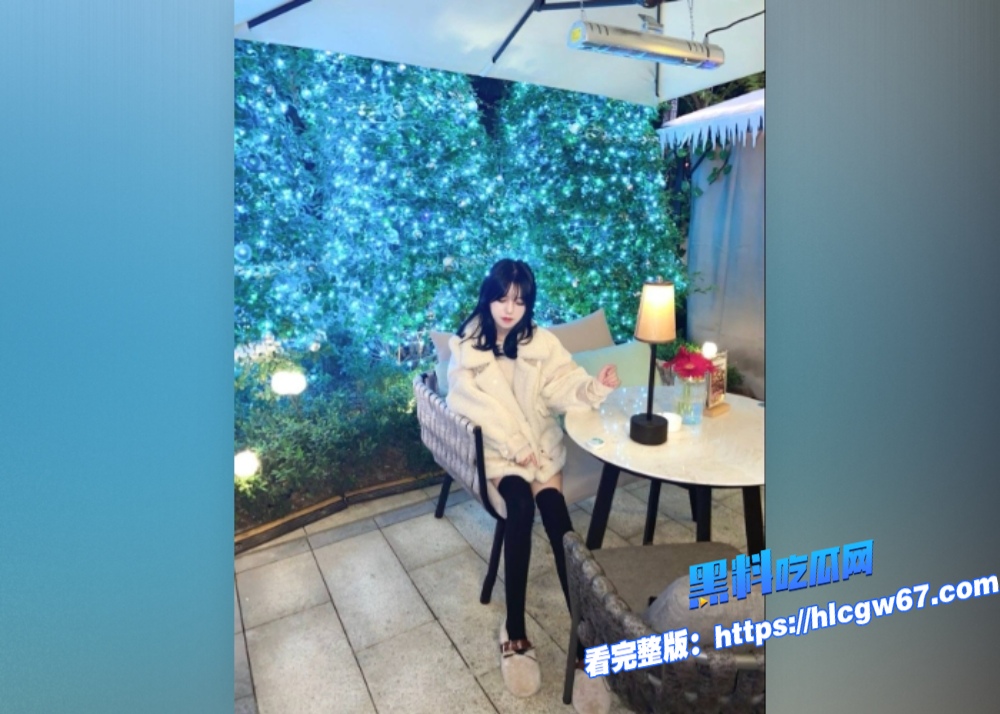 高颜值网红母狗 天降之雯 大尺度付费私拍视频被曝光  粉嫩骚逼自慰到高潮喷水  清纯反差的妹子你爱不爱？魔鬼身材人妻少妇 小迷妹 大尺度私拍付费视频流出 极品漫画身材 奶子小穴白皙鲜嫩 好像尝尝咸淡图3