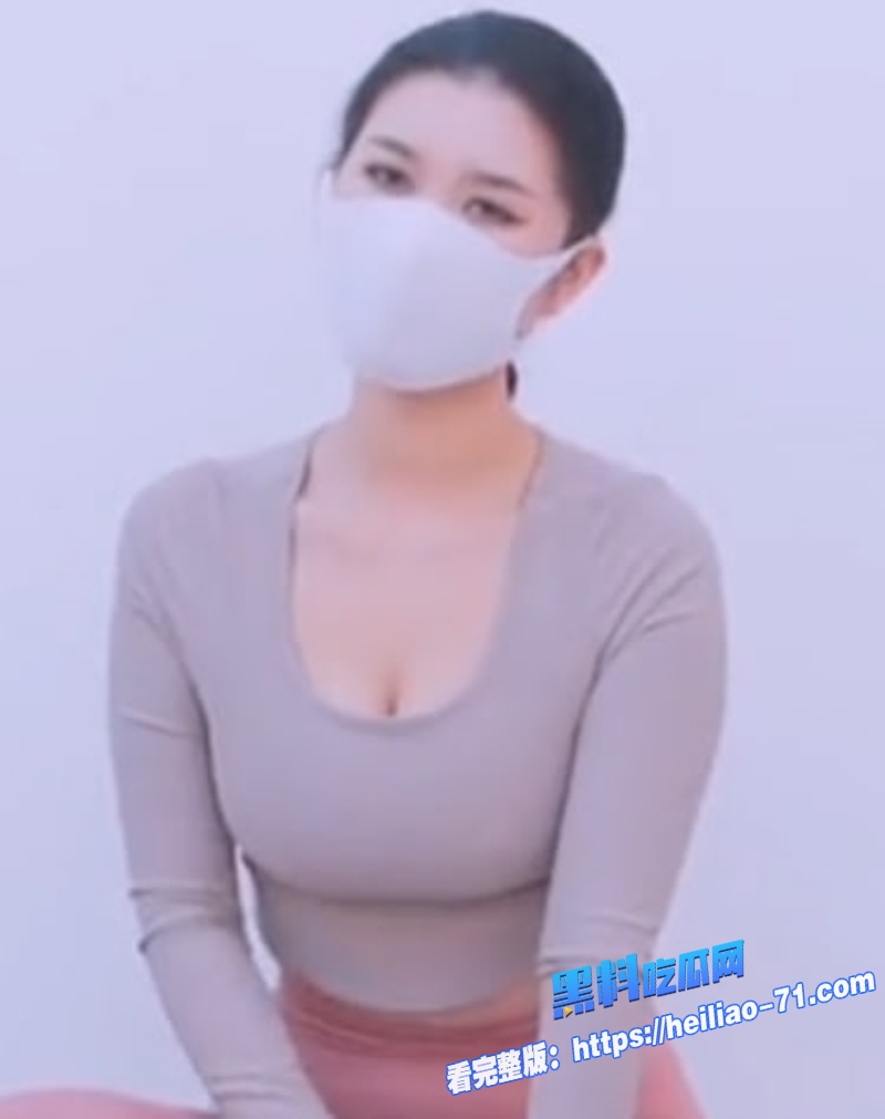 瑜伽裤女神寸止挑战榨精视频跟着她骑乘假屌猛撸到喷水射爆5 瑜伽裤女神寸止挑战榨精视频跟着她骑乘假屌猛撸到喷水射爆5