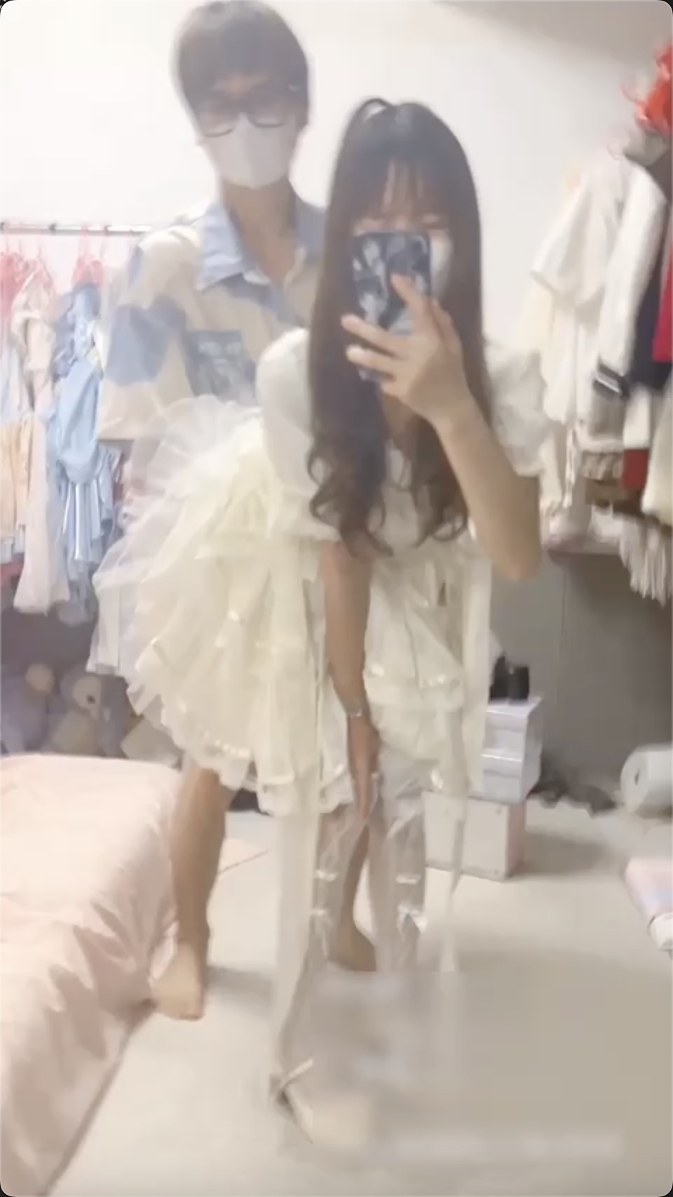 罗莉塔风格的叛逆女孩,淫乱的对白骚话连篇,哥哥老公的叫搞得受不了 图1 罗莉塔风格的叛逆女孩,淫乱的对白骚话连篇,哥哥老公的叫搞得受不了 图1