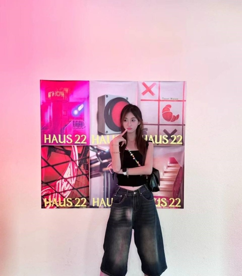 华东师大闵行校区高颜清纯妹1 华东师大闵行校区高颜清纯妹1