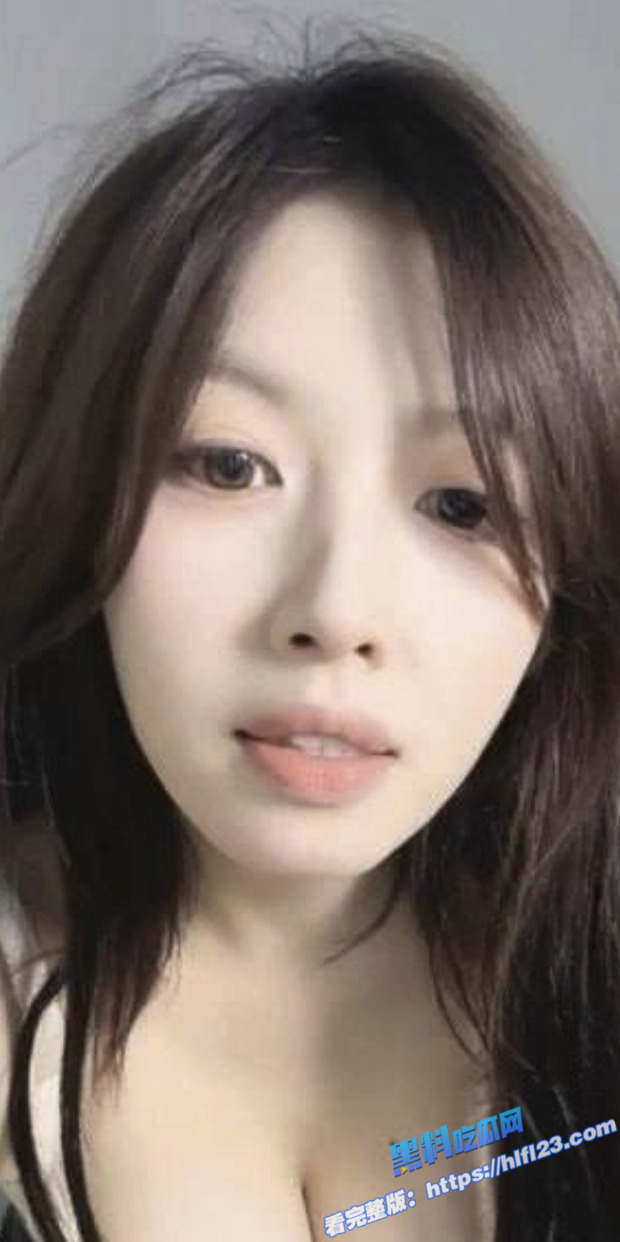 抖音40万粉清纯网红 是兜兜哟 淫荡真面目揭露 1对1金主裸聊完整版视频曝光！3