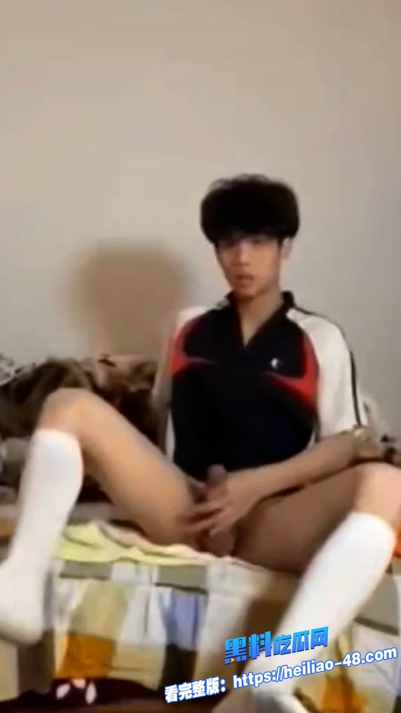 抖音男神小王睡醒了竟是gay私下打飞机视频流出众网友都看呆了 8 抖音男神小王睡醒了竟是gay私下打飞机视频流出众网友都看呆了 8