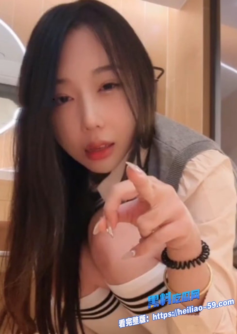 极品学妹缈缈第一视角白袜脚调教学长白袜玉足玩弄学长肉棒5 极品学妹缈缈第一视角白袜脚调教学长白袜玉足玩弄学长肉棒5