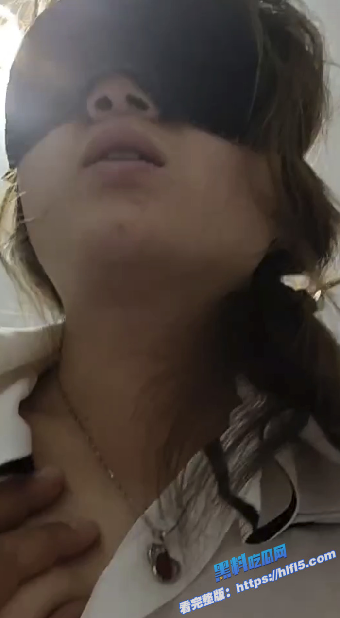 瓜友投稿 河南郑州顶级技师 摩小妹 上门按摩 加钱还可以来一炮！5