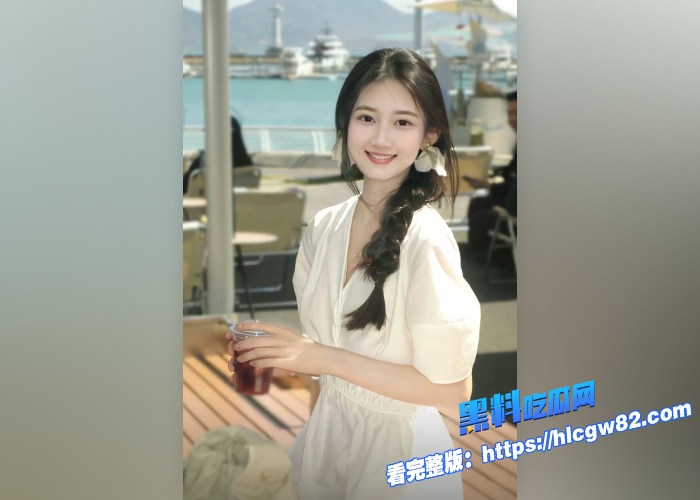绝色颜值美女 最新大尺度私拍流出 跟随着音乐疯狂摇臀晃奶 肉色渔网袜掰穴自摸高潮!等你来撸~!(图2) 绝色颜值美女 最新大尺度私拍流出 跟随着音乐疯狂摇臀晃奶 肉色渔网袜掰穴自摸高潮!等你来撸~!(图2)
