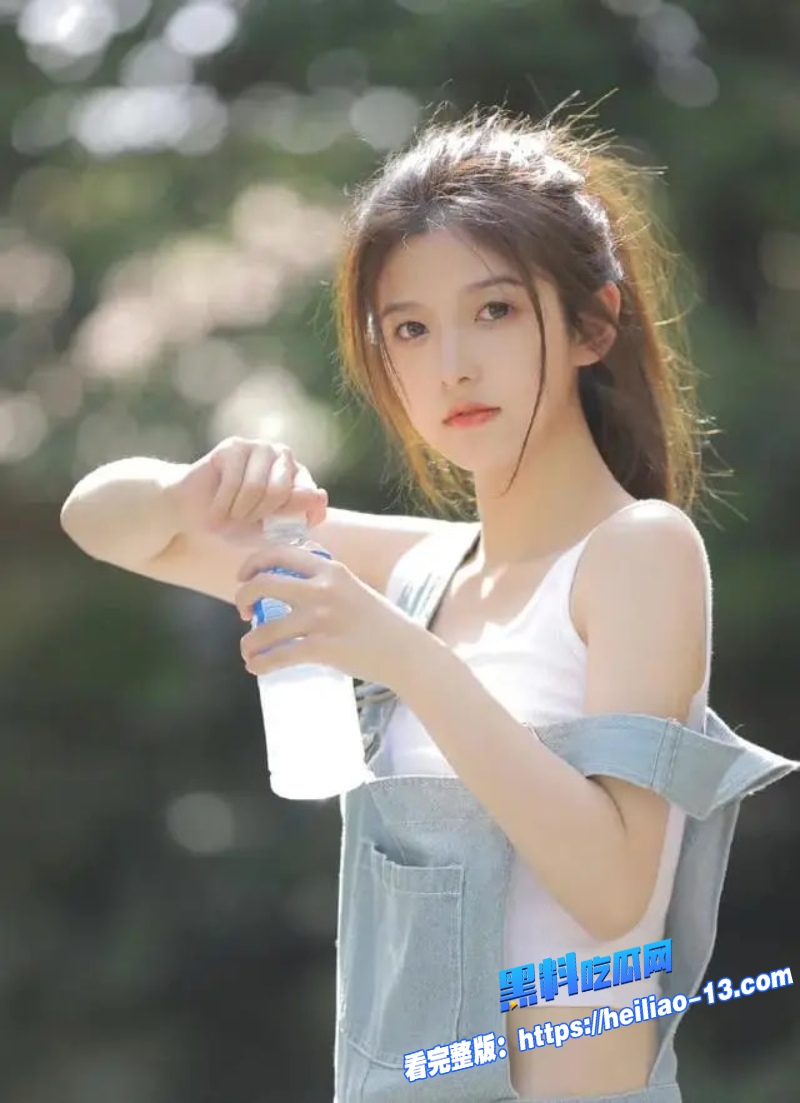 表弟粗鸡巴当场征服表姐身材绝佳的表姐直接被操到翻白眼尖叫2 表弟粗鸡巴当场征服表姐身材绝佳的表姐直接被操到翻白眼尖叫2