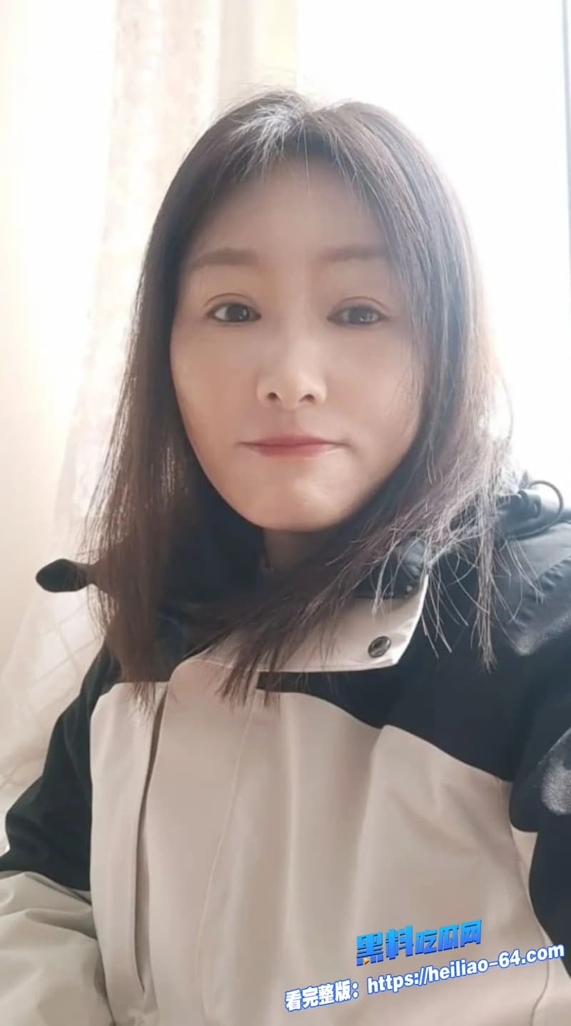 真实母子乱伦陕西肥猪儿子把美乳妈妈灌醉直接强行中出狂干白虎逼超诱惑4 真实母子乱伦陕西肥猪儿子把美乳妈妈灌醉直接强行中出狂干白虎逼超诱惑4