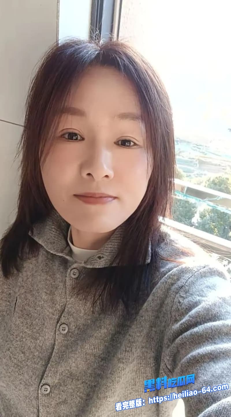 真实母子乱伦陕西肥猪儿子把美乳妈妈灌醉直接强行中出狂干白虎逼超诱惑5 真实母子乱伦陕西肥猪儿子把美乳妈妈灌醉直接强行中出狂干白虎逼超诱惑5
