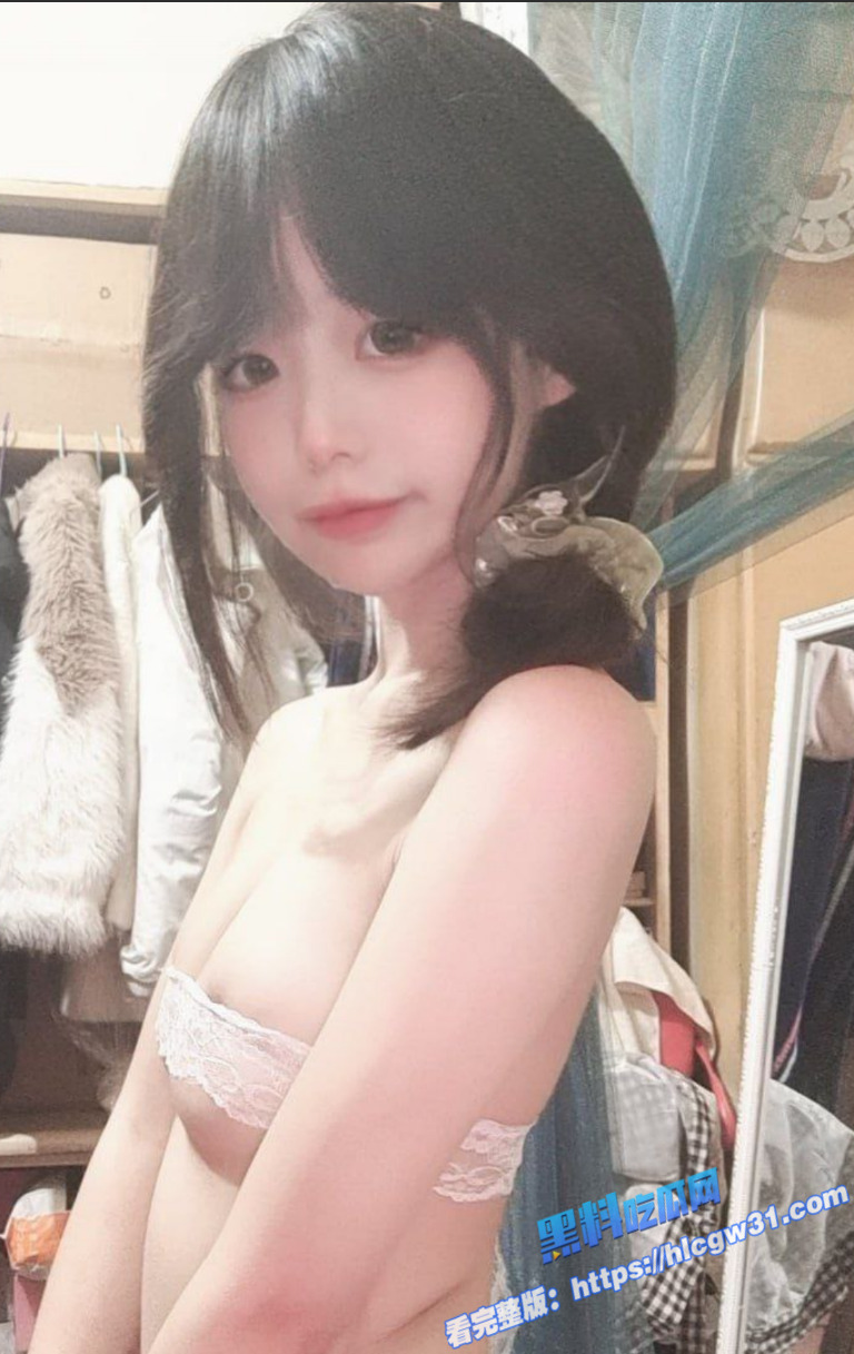 推特清纯福利姬美女 taohua3344 自慰视频福利合集流出 娇小的酮体 极具诱惑力！6