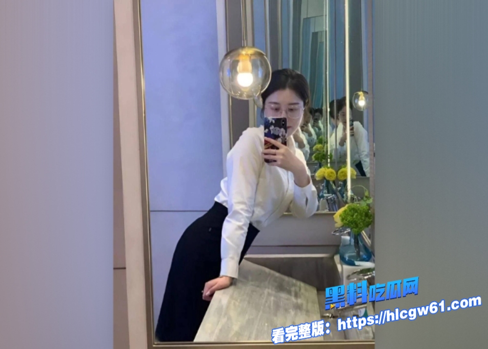 江苏南通骚货房产销售拜金婊主动勾引客户遭聊天记录和性爱视频曝光骚叫超大声整耳欲聋 6 江苏南通骚货房产销售拜金婊主动勾引客户遭聊天记录和性爱视频曝光骚叫超大声整耳欲聋 6