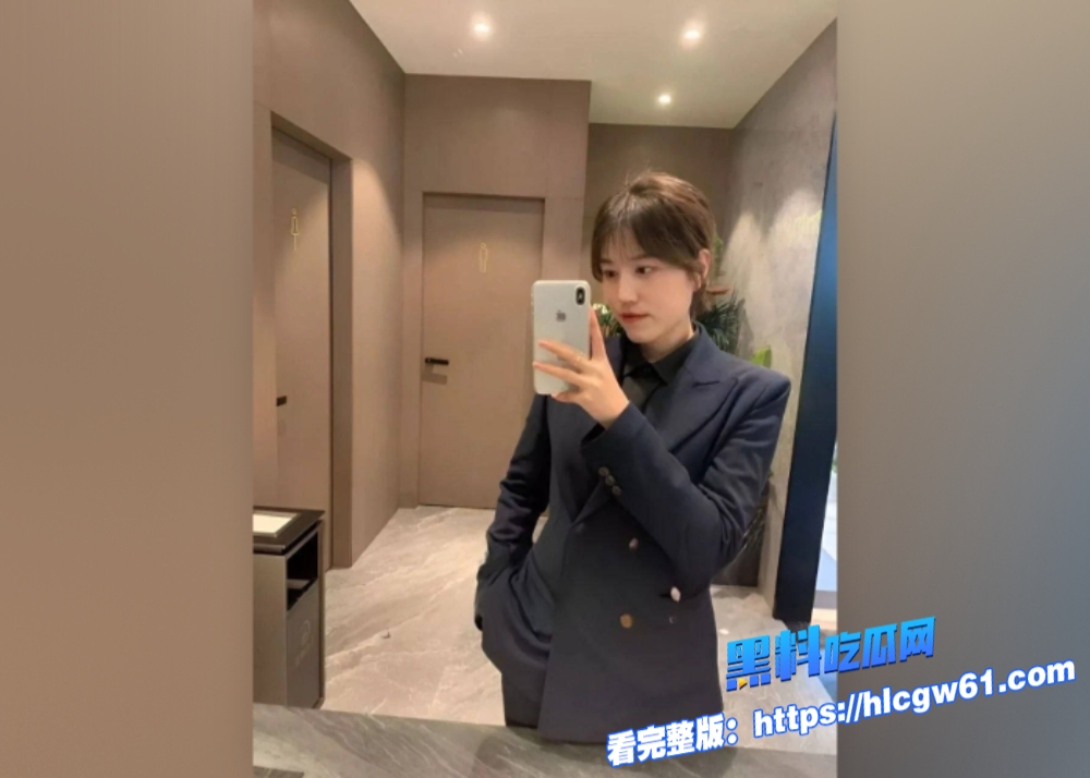 江苏南通骚货房产销售拜金婊主动勾引客户遭聊天记录和性爱视频曝光骚叫超大声整耳欲聋 7 江苏南通骚货房产销售拜金婊主动勾引客户遭聊天记录和性爱视频曝光骚叫超大声整耳欲聋 7