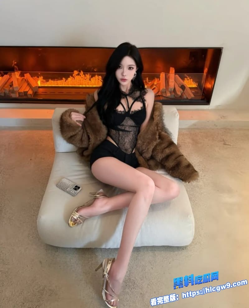 姐弟乱伦强上会喷水的姐姐足交深喉后直接后入狂干内射一屁股精液 10 姐弟乱伦强上会喷水的姐姐足交深喉后直接后入狂干内射一屁股精液 10