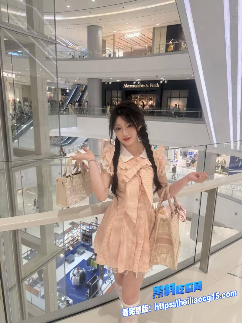 反差女神DollyOrchid8 反差女神DollyOrchid8