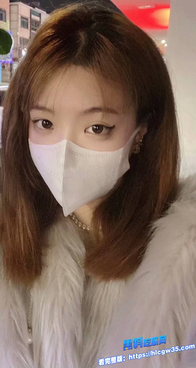 高颜值反差婊谁能拒绝一个在床上主动掰穴求操的清纯颜值母狗 13