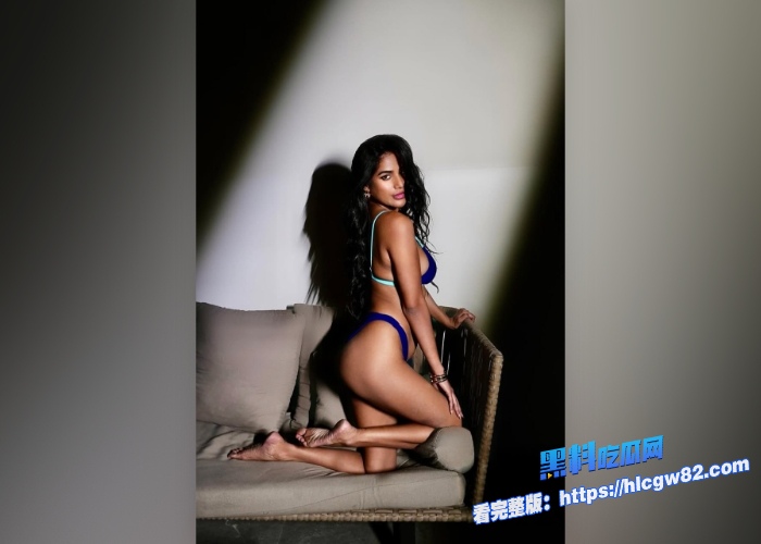印度性感国民女神波南班代 Poonam Pandey与印度官员大尺度性爱视频曝光奶子像假的不够是又挺又大不光韩国有财阀印度也有 图8