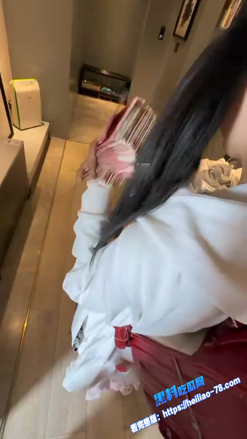 推特网红 小远ovo 嫖客Vlog曝光 06年小哥全国各地操少萝 私生活简直不要太刺激图13