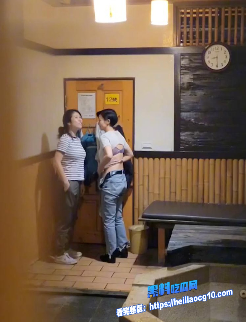 北投温泉偷拍台湾姐妹花 1 北投温泉偷拍台湾姐妹花 1