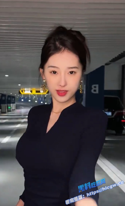 三只羊女网红 小允儿 援交视频曝光 露脸视频已被实锤 评论区陷入舆论漩涡！图4