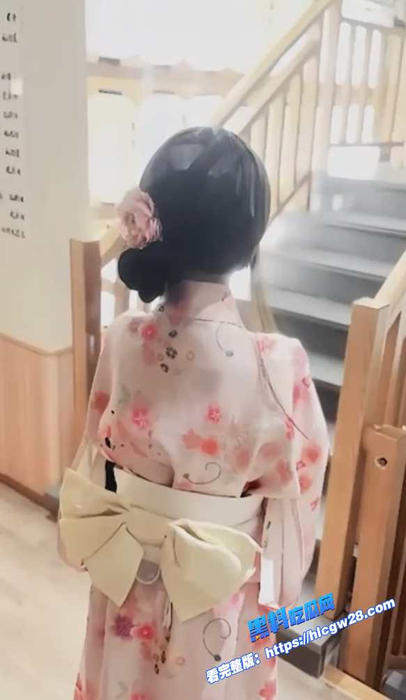 上海同济大学大一嫩妹 刘思雨 被前男友曝光欠钱不还 靠卖身偿还债务！ 图1