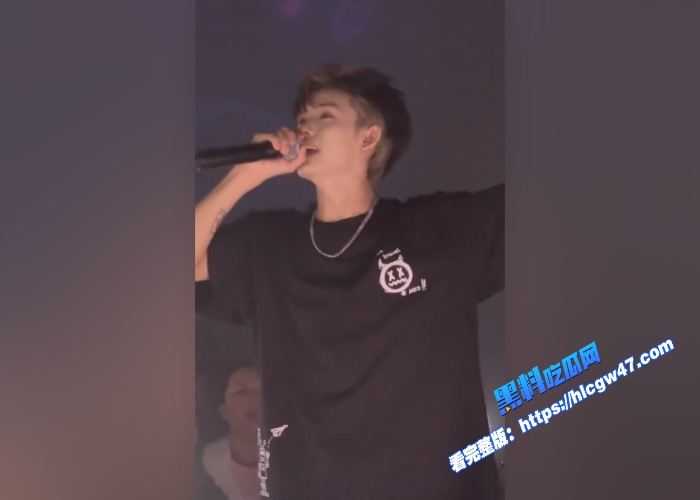 抖音70万粉网红Seven老男孩儿顶级海王人设崩塌与多位女生发生关系阳光小奶狗的面具下藏着时间管理大师 图3WH700x500px 抖音70万粉网红Seven老男孩儿顶级海王人设崩塌与多位女生发生关系阳光小奶狗的面具下藏着时间管理大师 图3WH700x500px