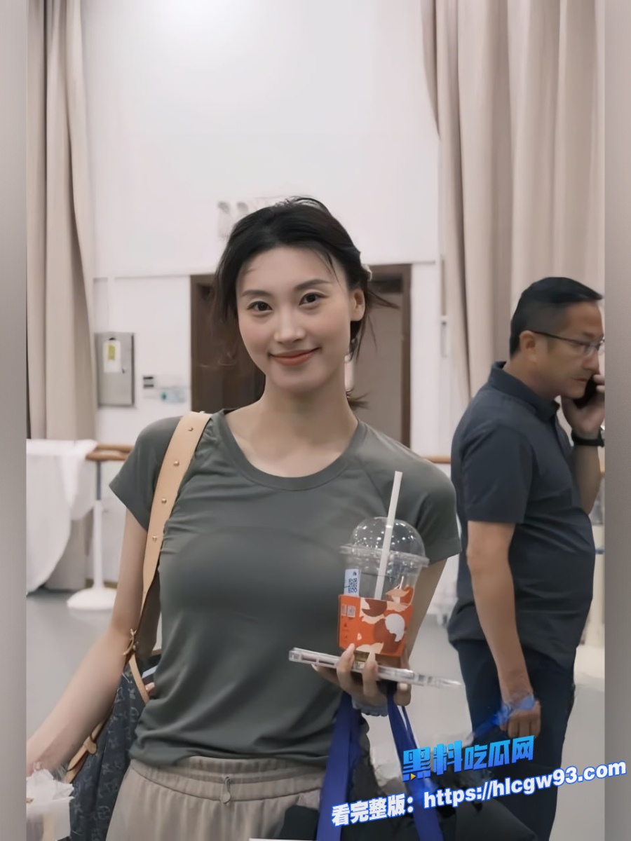 东方演艺集团顶级舞姬张少金私密流出 4 东方演艺集团顶级舞姬张少金私密流出 4