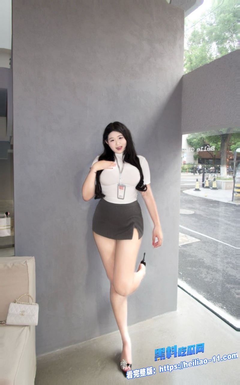 新人女秘书秘密献身社长视频意外泄密 1