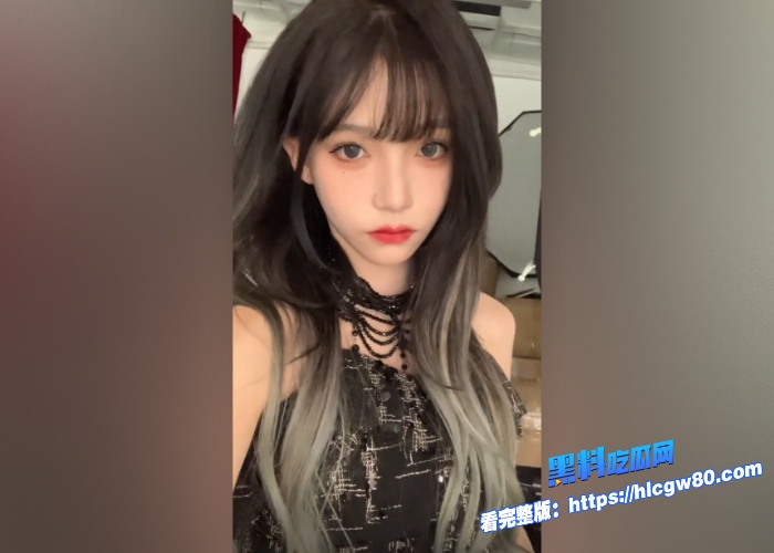抖音百万颜值网红不要乱倒垃圾我是谁我也不知道早期和金主线下啪啪黑历史视频曝光完美露脸实锤长得真水嫩爱了 图7 抖音百万颜值网红不要乱倒垃圾我是谁我也不知道早期和金主线下啪啪黑历史视频曝光完美露脸实锤长得真水嫩爱了 图7