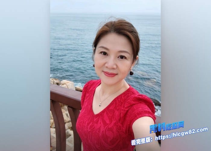 911爆料就要爆料年少不知少妇好错把少女当成宝合集版第四期各类情趣内衣加真实自拍全曝光现在妈妈文化这么流行感觉比少女还带劲 图6