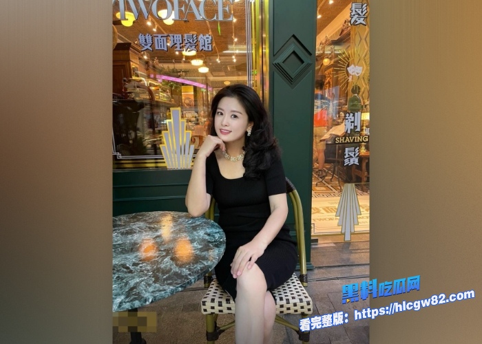 911爆料就要爆料年少不知少妇好错把少女当成宝合集版第四期各类情趣内衣加真实自拍全曝光现在妈妈文化这么流行感觉比少女还带劲 图7
