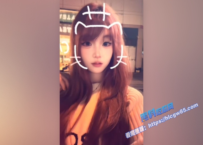 瓜友投稿网上约的清纯学生妹 1