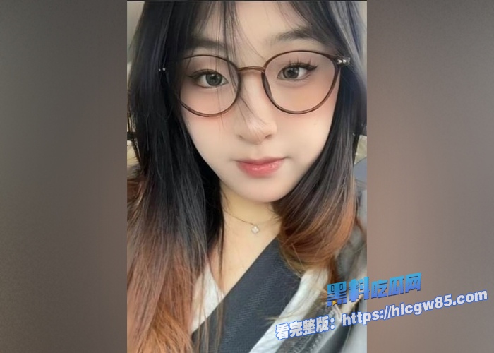 湖北高颜值大学生陈敏华与男友性爱视频流出 5 湖北高颜值大学生陈敏华与男友性爱视频流出 5