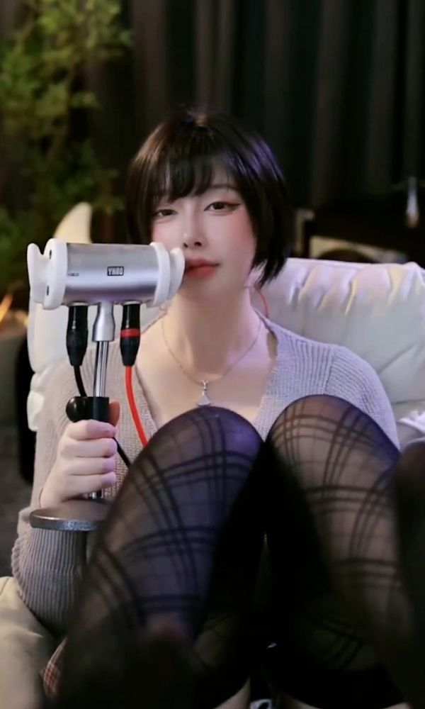 m6233