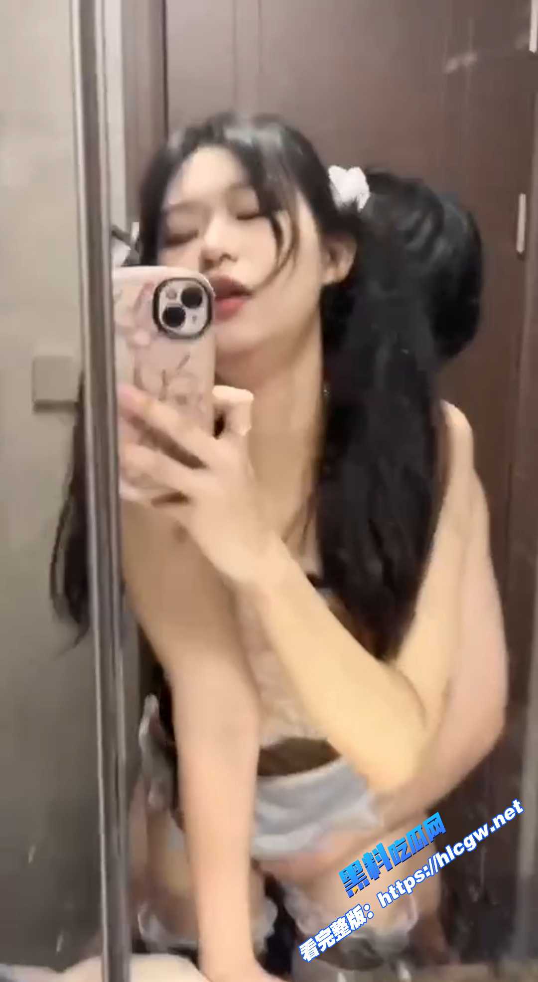 双马尾萝莉学生照片裸照 双马尾萝莉学生照片裸照