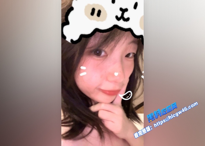清纯可爱学生妹张熳钰与小男友自拍性爱视频穿着黑丝JK服被肉棒爆插 图2WH700x500px
