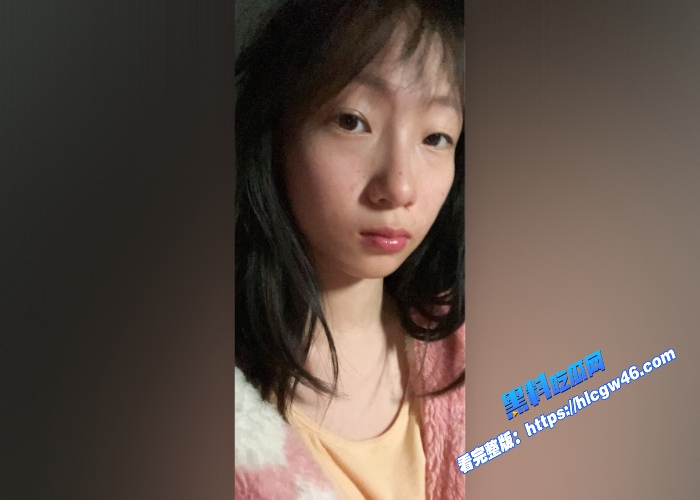 清纯可爱学生妹张熳钰与小男友自拍性爱视频穿着黑丝JK服被肉棒爆插 图4WH700x500px