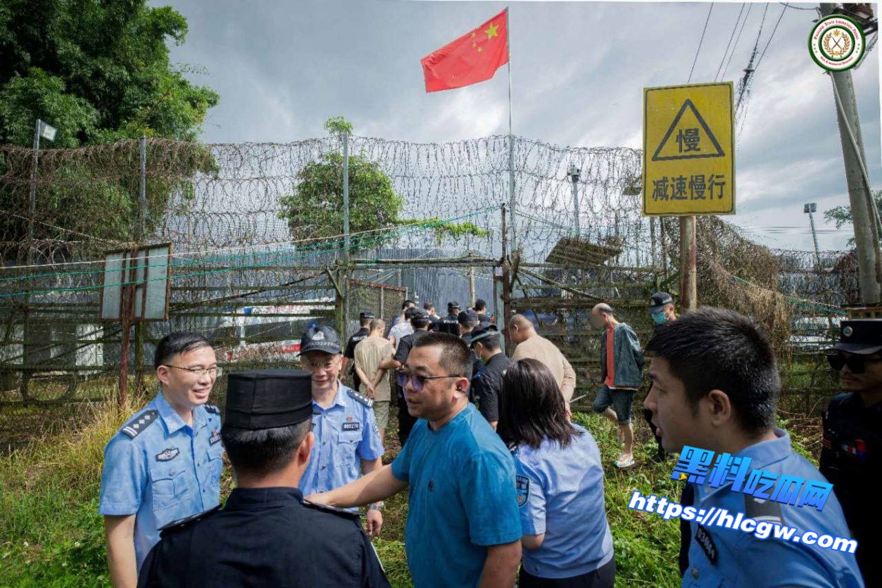 又移交12名中国人01