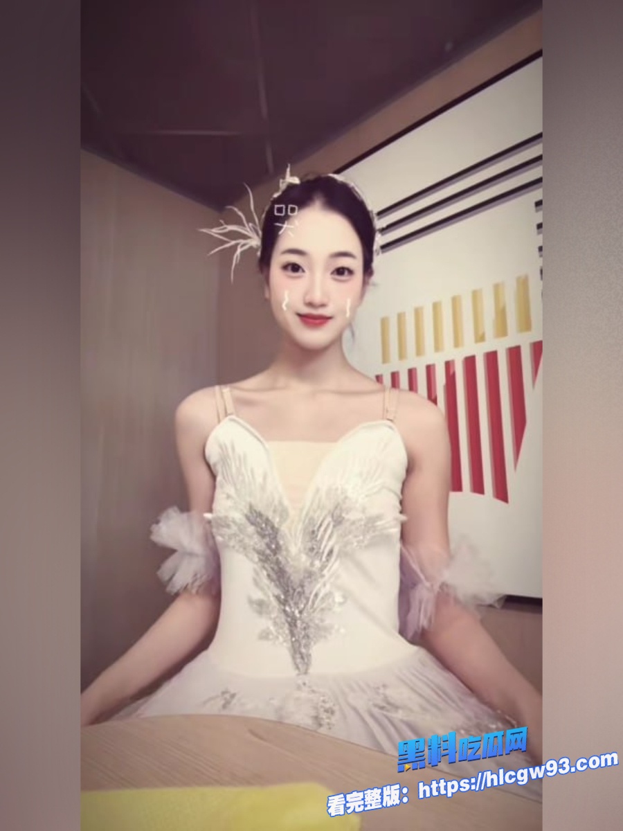 清纯颜值校花与多位外籍助教跨国狂欢 1 清纯颜值校花与多位外籍助教跨国狂欢 1