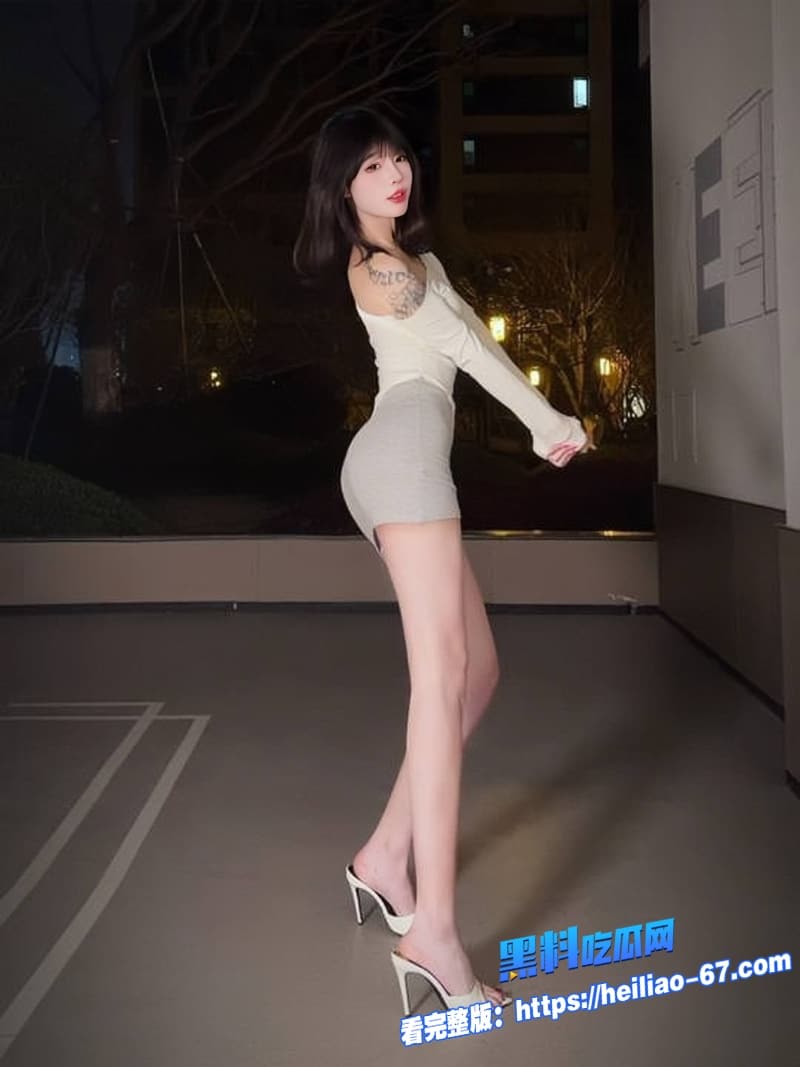 弹力混剪系列高尔夫摇美少女黑丝瑜伽裤热舞看的人欲罢不能3 弹力混剪系列高尔夫摇美少女黑丝瑜伽裤热舞看的人欲罢不能3
