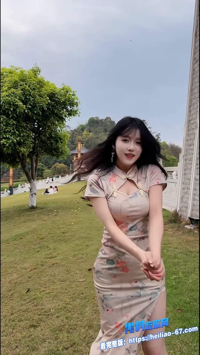 弹力混剪系列高尔夫摇美少女黑丝瑜伽裤热舞看的人欲罢不能14 弹力混剪系列高尔夫摇美少女黑丝瑜伽裤热舞看的人欲罢不能14