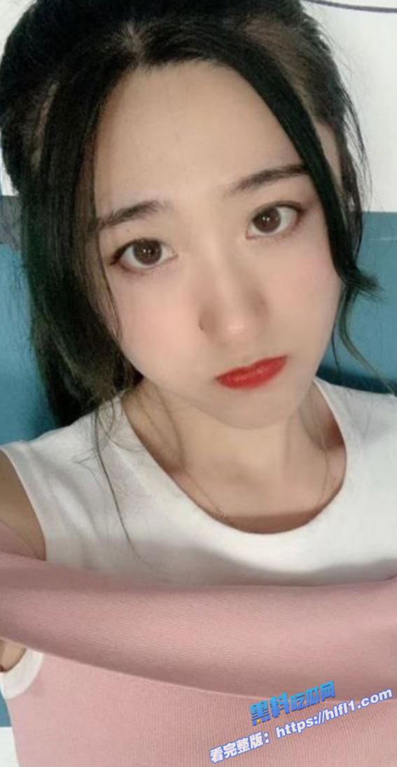 瓜友投稿 重庆的美少妇悦涵尝了偷情的嗞味 天天找我要2