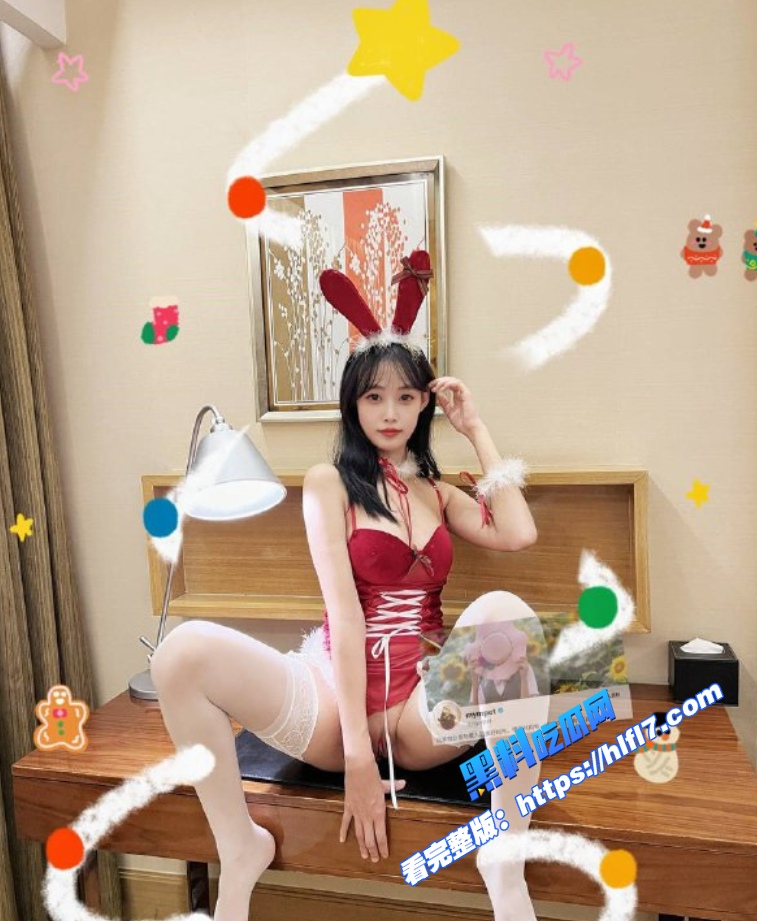 推特高颜值白虎萝莉 mympet 大尺度付费私拍福利泄密 被金主爸爸包养  穿上制服被调教！ 图3