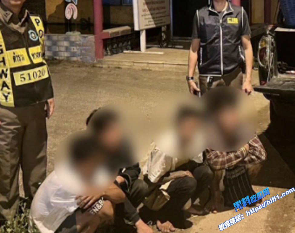 偷渡版叠罗汉”:5名中国人、4名缅甸人藏车入境被捕01 偷渡版叠罗汉”:5名中国人、4名缅甸人藏车入境被捕01