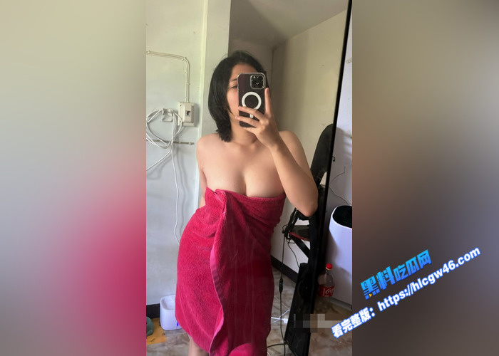 onlyfans极品网黄 u235061000 巨乳嫩鲍 性爱视频合集流出 各种姿势享受肉棒 表情极其淫荡5