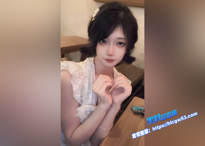 极品御姐Coser少女 虎皮折耳猫 hupizheermao 私拍福利流出 清纯面容舌舔龟头口嗦牛子 看的人鸡儿梆硬8